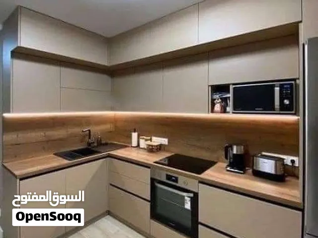 مختص فك وتركيب وصيانة جميع انواع المطابخ والديكورات وفك وصيانة جميع انواع الاتات المنزليه 66644