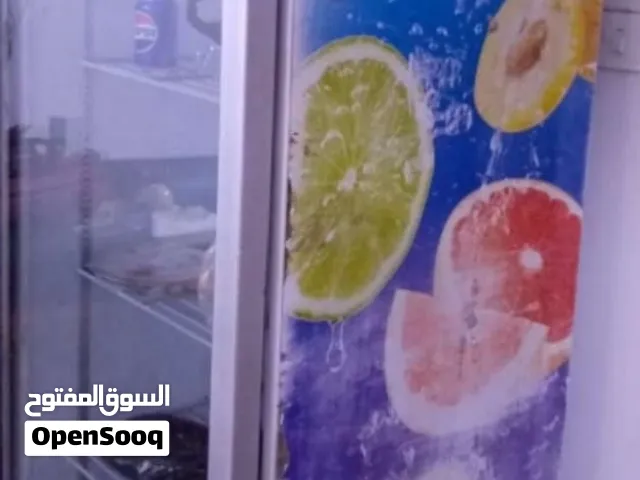 عارضة للبيع نضيفة والحجم الكبير