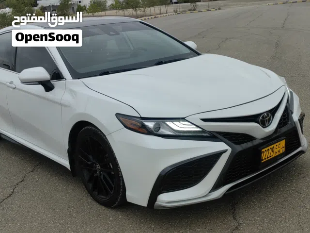 تويوتا كامري 2021 للبيع