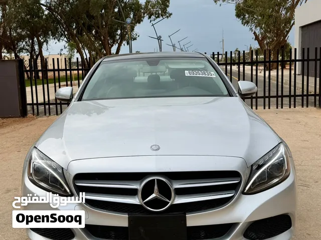 مرسيدس c300 امريكيه بانوراما بكره تقدر تسافر بيها