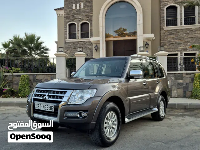 2015 Mitsubishi Pajero GLX