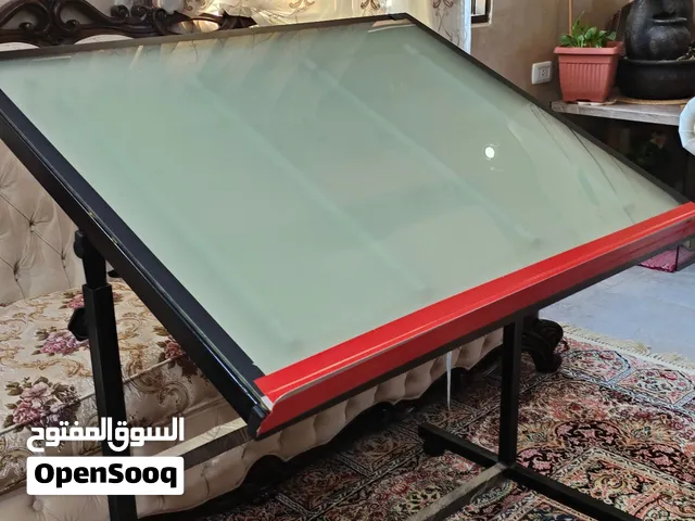 طاولة رسم هندسي
