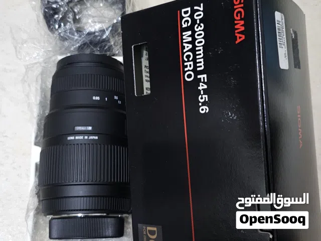 Sigma 70-300 F4-5.6 DG Macro lens Made in Japan