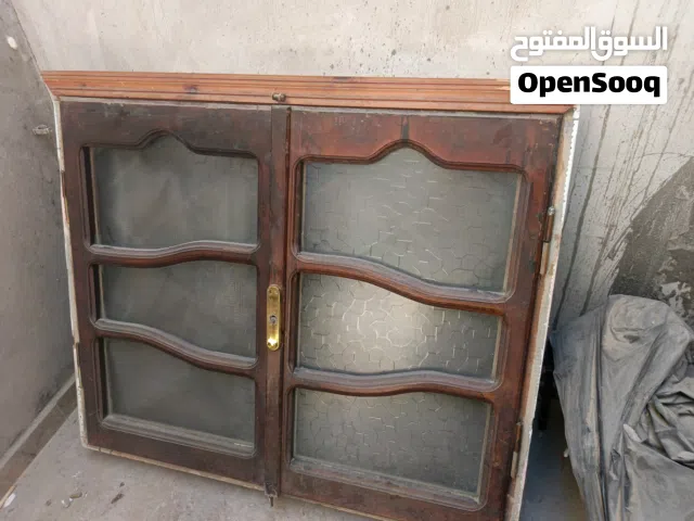 للبيع: بيبان ونوافذ بحالة ممتازة جدًا