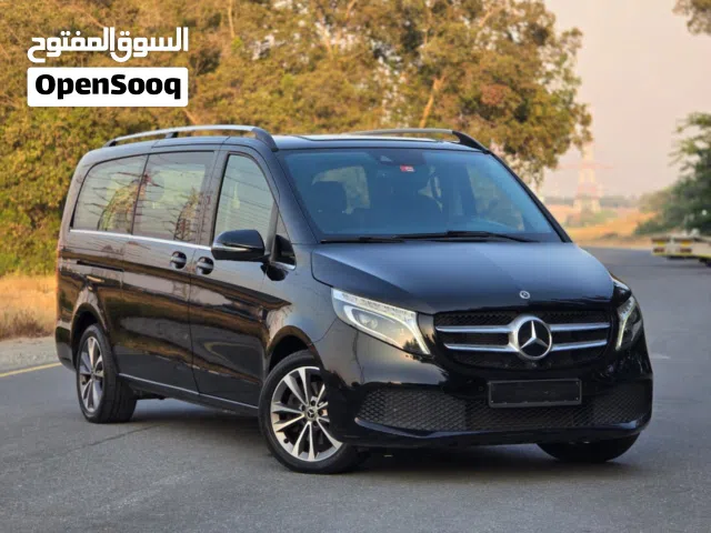 MERCEDES V-250 GCC 2023 // 2KEYS // PERFECT CONDITION // 8SEATS // ACCIDENT FREE