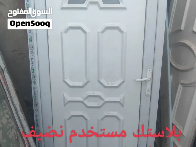 كمية ابواب حمام مستخدمة