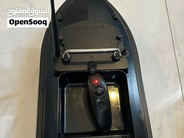 للبيع قارب إرساليات معه الشنطه