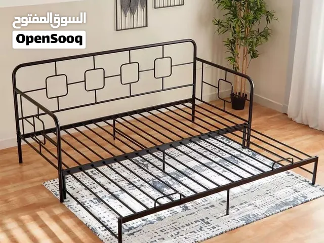 للبيع سرير قابل للطي بحالة ممتازة