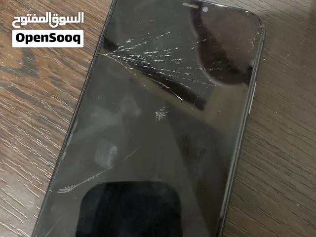Apple iPhone 11 64 GB in Al Karak