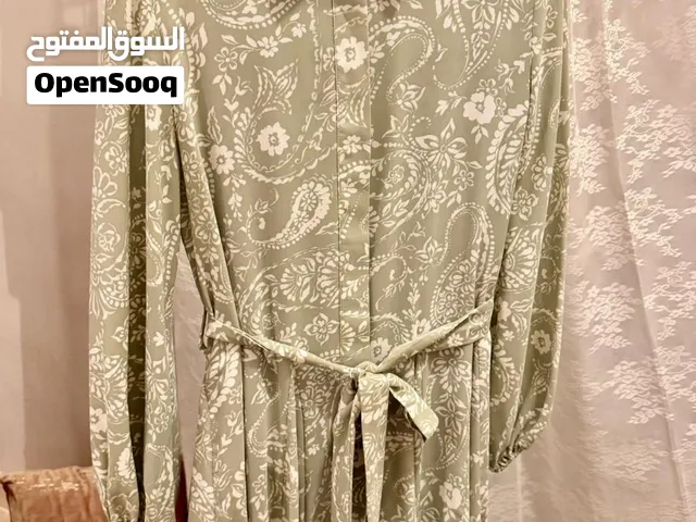قمصان عبايات جلابيات كريمات احذية