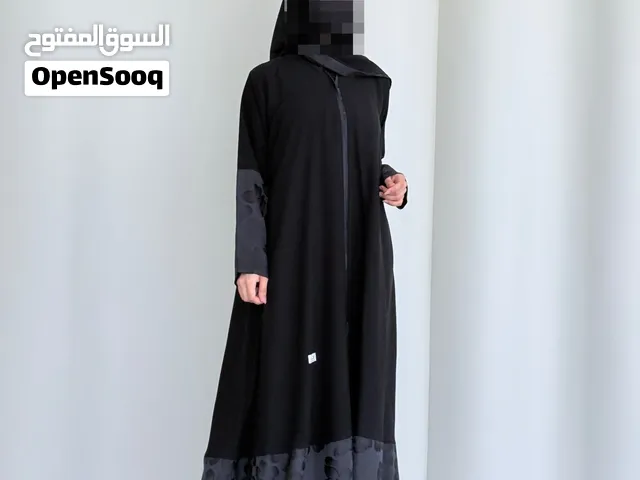 متجر عبايات كامل للبيع