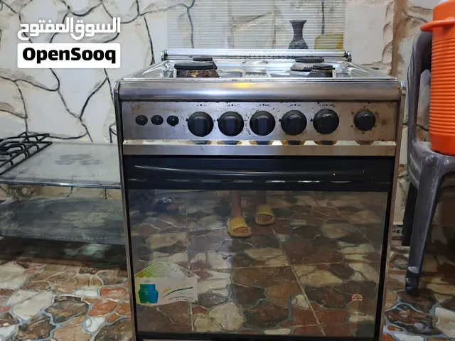 فرن وغاز يونيفرسال بحاله الوكاله بسعر مغري