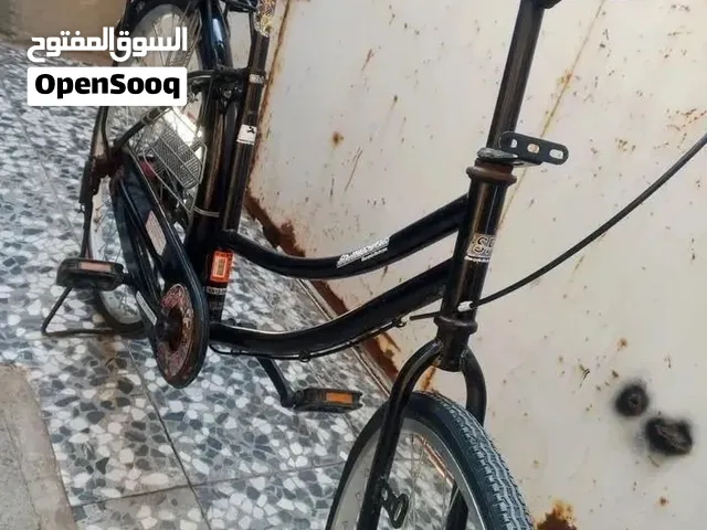 السلام عليكم بايسكل سياحي حجم 26 للبيع نظيف وجديد تايرات تيوب جدد بريك جديد السعر 80