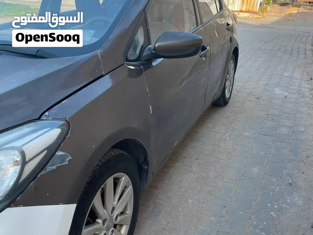 Used Kia Forte in Basra