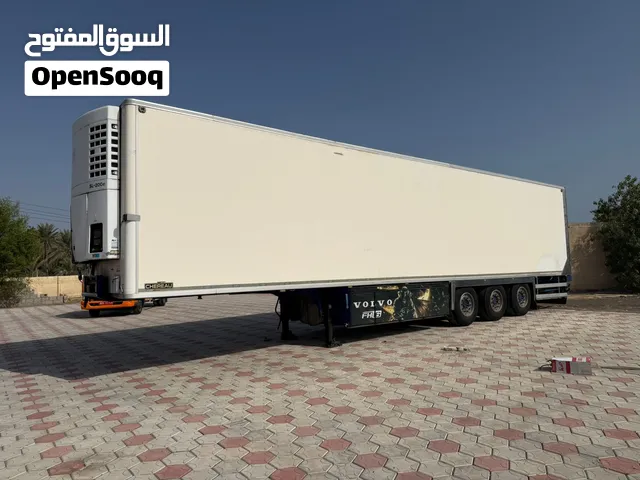 مقطورة براد صندوق (2013 ) نظيف وجاهز بالكامل