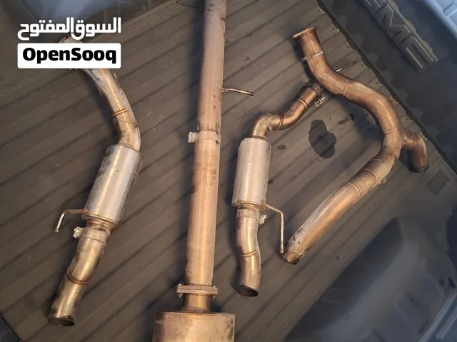 سييرا سلفرادو كمك القزوز كمل بحالة جيدة النواع اكس فورس كت بك  يركب من مديل 2019 لي 2025  يركب