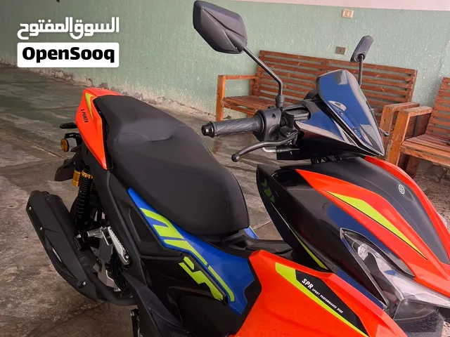 ياماها ايركس 155cc سفار المكينة ماشيا 300 كيلو