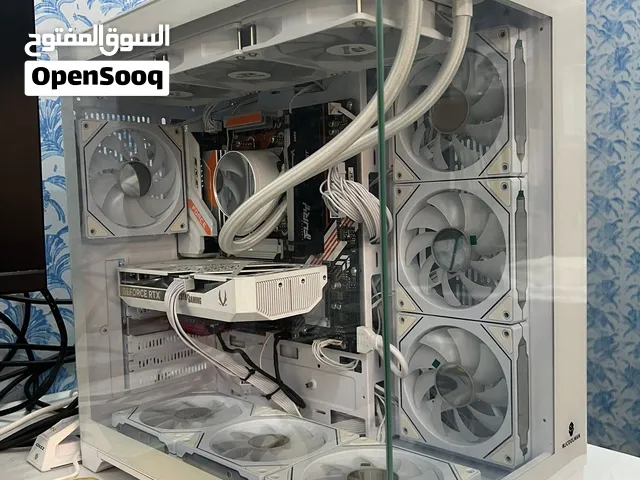 بي سي مواصفات عالية وقوية مناسب لكل شي شبه جديد بضمانه استخدام قليل وفريمات فوق 800HZ ارخص من السوق