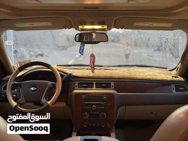 تاهو2009 وارد خليجي سعر215 ماعدا طخة بالصندوق بمقدار شبرين