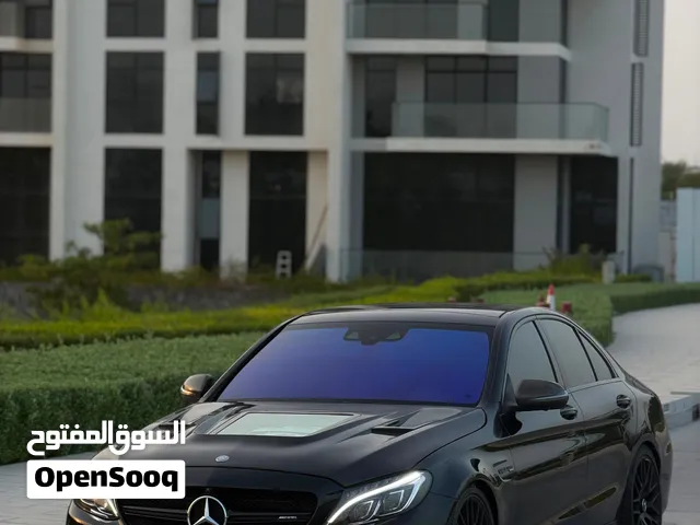 مرسيدس بنز C63 AMG 2016