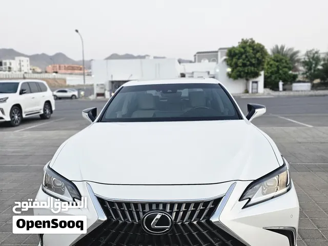 لكزس es350 موديل 2024 قمه بالنظافه واقل سعر