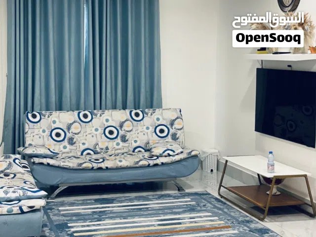 Flat for rent in Al Ghubrah Al Shamaliya on the sea next to the Chedi شقة للايجار في الغبرة الشمالية