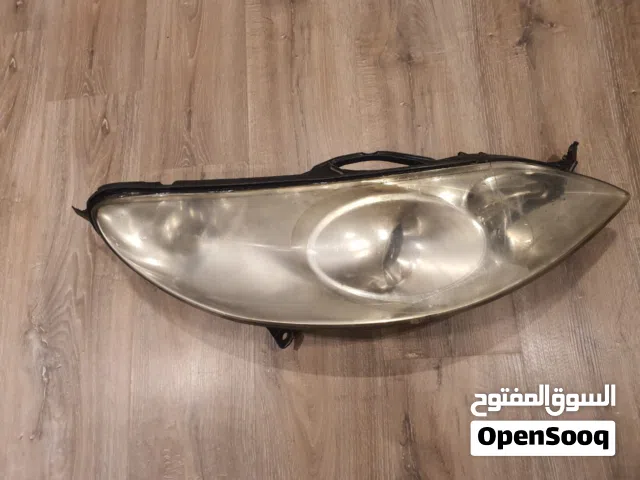 فانوس امامي شمال  زينون بيجو 407 شمال ب  0 0 5  جنيه نهائي