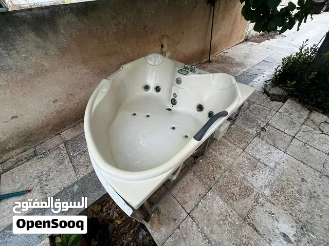جاكوزي للبيع