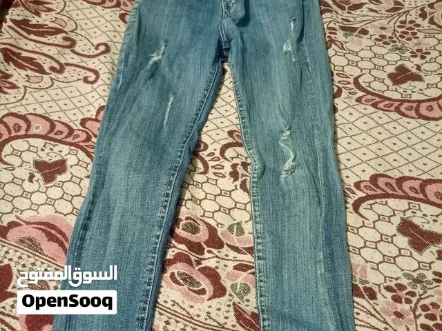 بنطلونات جينز حريمي