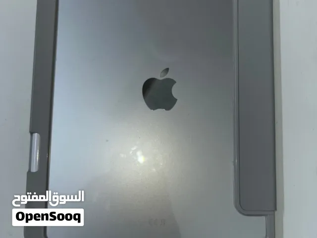 Apple iPad 128 GB in Al Riyadh
