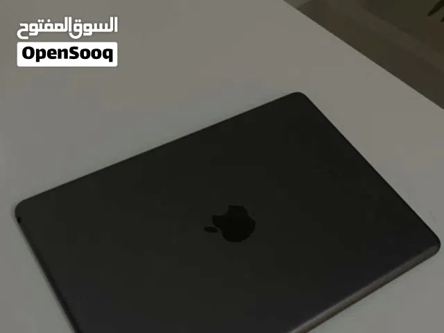 ايباد الجيل 7 نظيف جدا و استعمال قليل