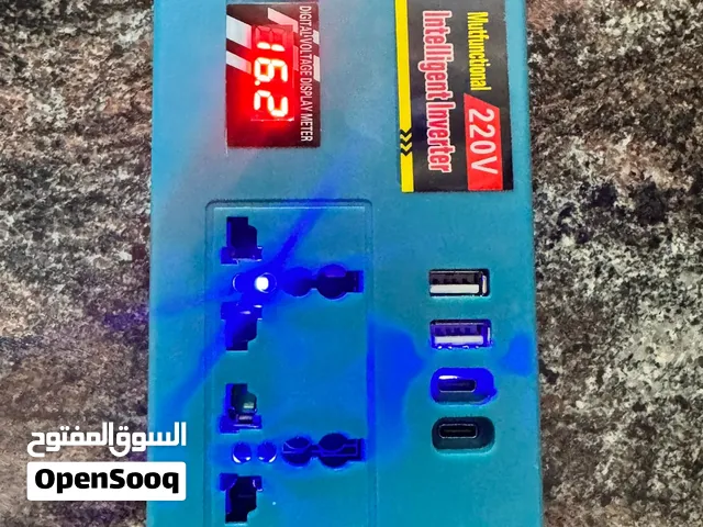 محول كهرباء ذكي متصل ببطارية (Inverter 220V) مع منافذ USB وشاشة عرض