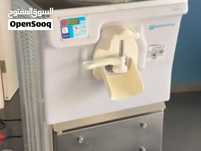 خمس ماكينات تخص الايس كريم