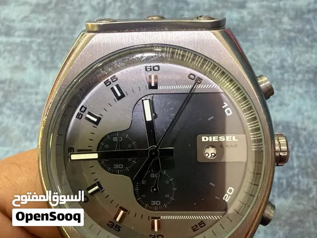 ساعة  يزيل مميزة اصلية صعب الحصول عليها في وقت الحاظر