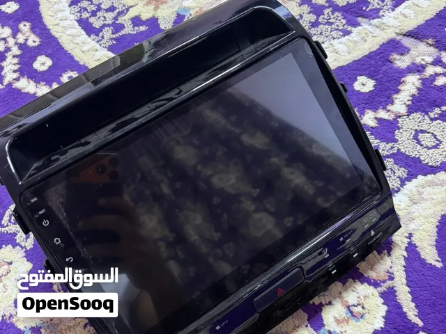 فريم مع شاشة تركب للاند كروزر VX.R