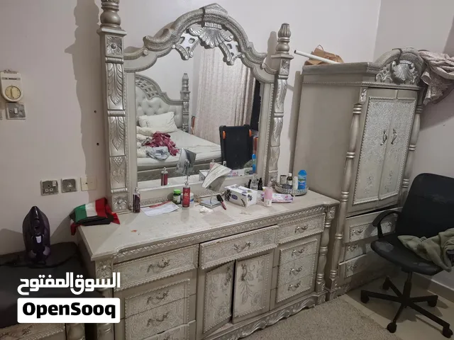 للبيع غرفه نوم