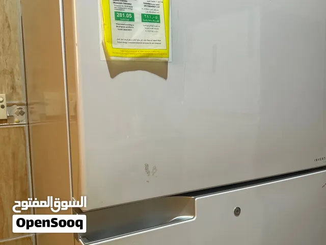 ثلاجه للبيع