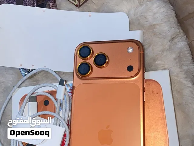 ايفون 17 برو ماكس بطاريه 100 مشحون فقط 15 مرا