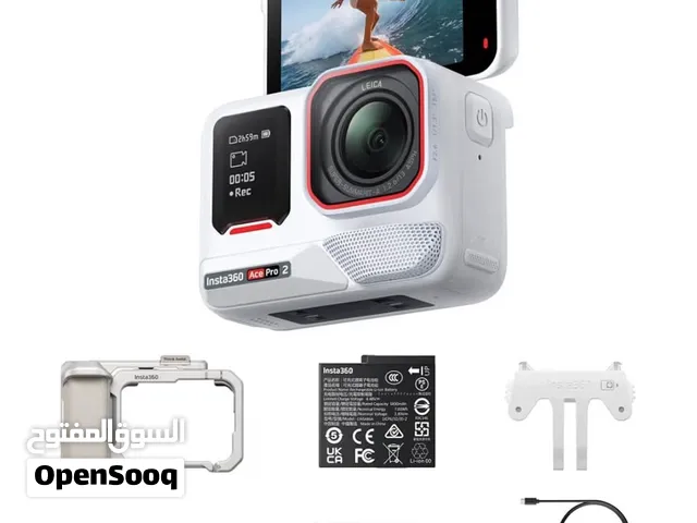 Insta360 Ace Pro 2 action camera - Xplorer Bundle White Limited Edition - New Condition,Barely used.