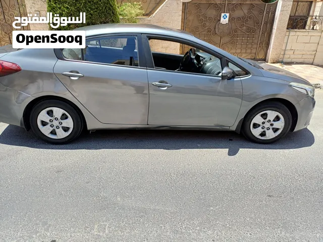 Sedan Hyundai in Amman