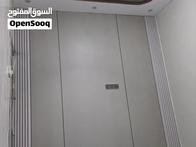 حوّل بيتك إلى مساحة عصرية وفاخرة مع ألواح بديل الرخام!   مع ألواح بديل الرخام  وإضافات الشرائح