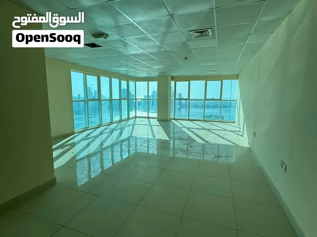 مكتب مميز باطلاله بحرية كامله بمنطقة المجاز 2