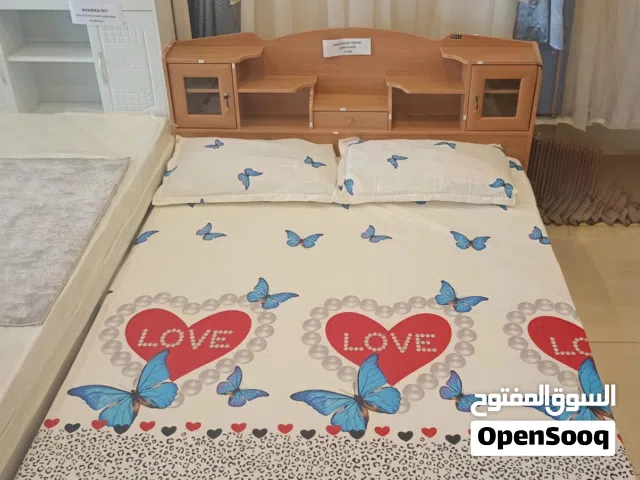 سرير خشبي بحجم كوين مع مرتبة طبية مقاس 12 سم   Queen Size Wooden Bed With 12cm Madical Mattress