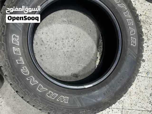 مطلوب نفس الإطارات