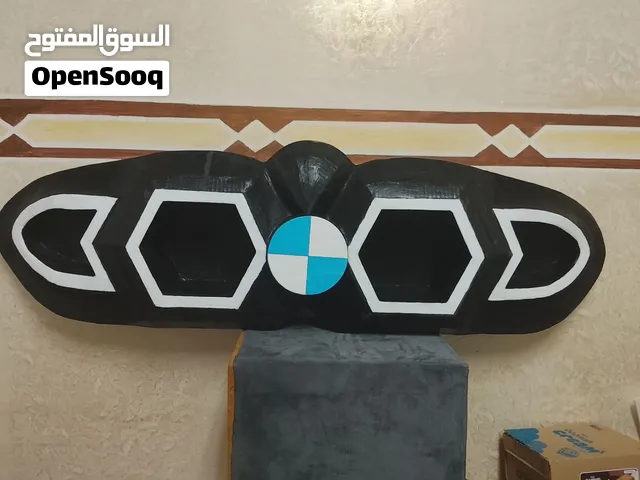 شعار BMW مصنوع يدوي
