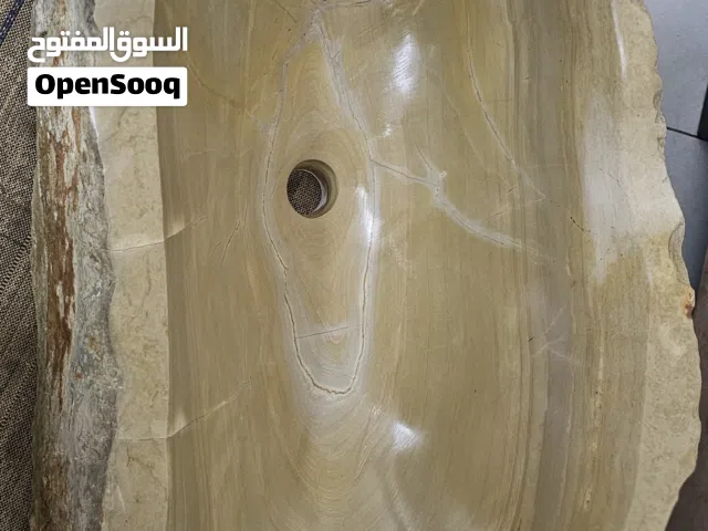مغسلة حجر طبيعي