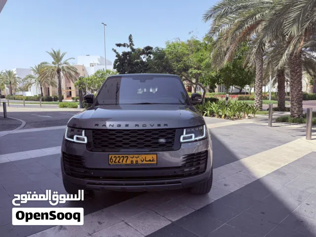 Used Land Rover Range Rover in Muscat