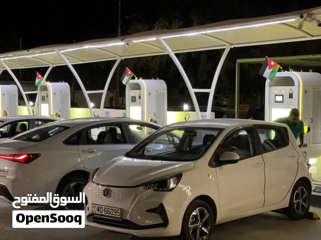 محطة شحن سيارات كهربائية للبيع بموقع  مميز وتطبيق خاص بالعملاء ... وتعمل بشكل جيد جدا
