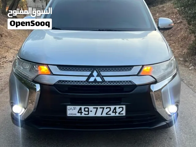 ميستوبيشي ًأوتلاندر موديل 2017 فحص 2 جيد بدون ملاحضات وخصوصي اصلي وممشى قليل 91 الف كيلو فقط