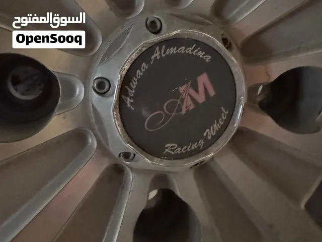 للبيع 4 جنوط Racing Wheel مقاس 15 بحالة جيدة